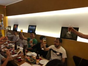 まずはビールで乾杯